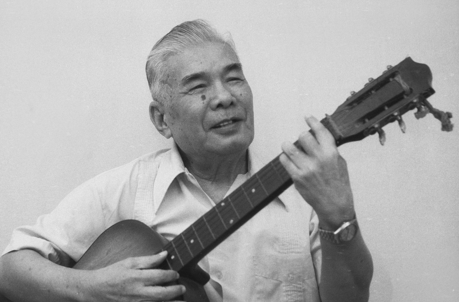 Van An, un compositor del Ejército vietnamita